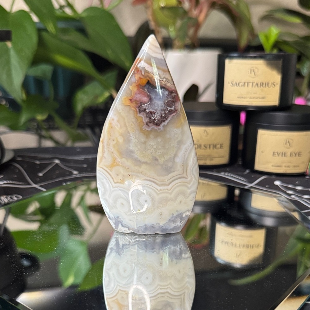 Crazy Lace Agate Crystal Teardrop
